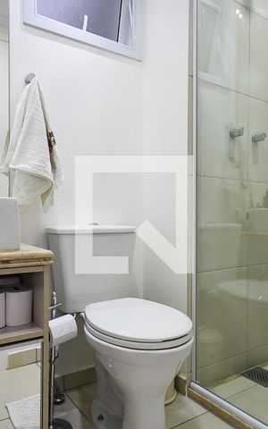 Apartamento à venda com 74m², 3 quartos e 2 vagas Apartamento à venda com 74m², 3 quartos e 2 vagasBanheiro