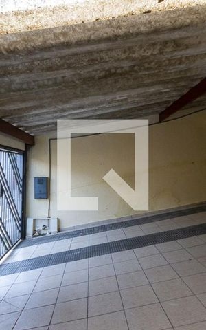 Casa à venda com 224m², 3 quartos e 7 vagas Casa à venda com 224m², 3 quartos e 7 vagasGaragem