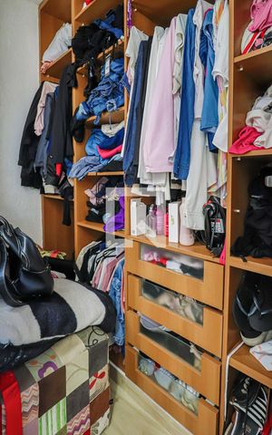 Apartamento à venda com 131m², 3 quartos e 2 vagas2 Andar - Closet do Quarto Suíte