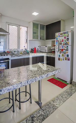 Apartamento à venda com 131m², 3 quartos e 2 vagas1 Andar - Cozinha e Área de Serviço
