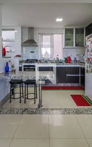 Apartamento à venda com 131m², 3 quartos e 2 vagas1 Andar - Cozinha e Área de Serviço