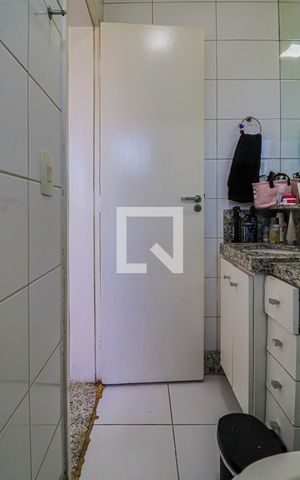 Apartamento à venda com 131m², 3 quartos e 2 vagas2 Andar - Banheiro do Quarto Suíte