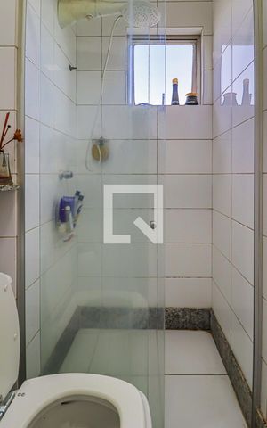 Apartamento à venda com 131m², 3 quartos e 2 vagas2 Andar - Banheiro do Quarto Suíte
