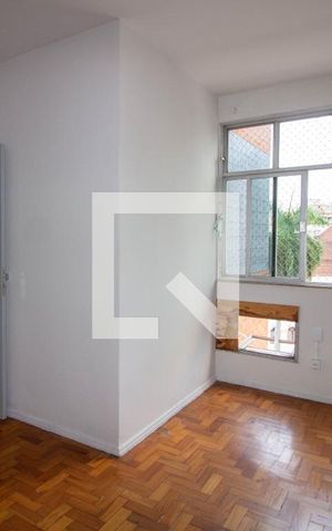 Apartamento para alugar com 85m², 3 quartos e 1 vaga Apartamento para alugar com 85m², 3 quartos e 1 vagaSuíte