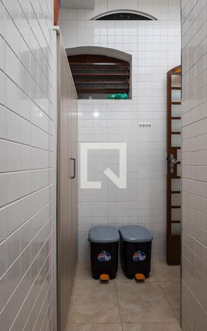 Casa à venda com 200m², 4 quartos e 2 vagasDispensa
