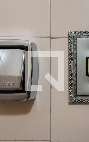 Casa à venda com 200m², 4 quartos e 2 vagasLavabo