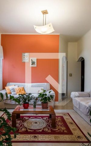 Casa à venda com 200m², 4 quartos e 2 vagasSala