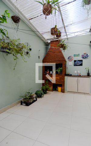 Casa à venda com 190m², 3 quartos e 3 vagasChurrasqueira