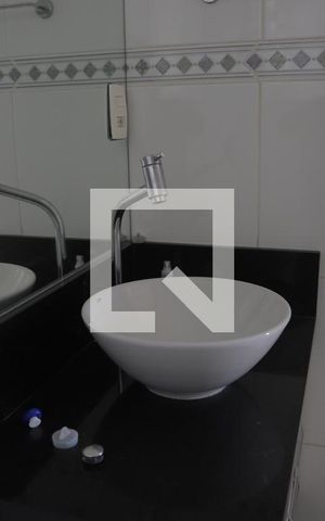 Apartamento para alugar com 55m², 2 quartos e 1 vagaBanheiro