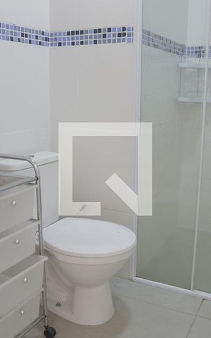 Casa para alugar com 54m², 1 quarto e sem vagaBanheiro