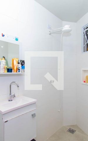 Casa para alugar com 180m², 3 quartos e 1 vaga Casa para alugar com 180m², 3 quartos e 1 vagaBanheiro 2