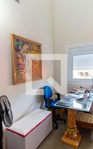 Casa à venda com 288m², 3 quartos e 2 vagas Casa à venda com 288m², 3 quartos e 2 vagasQuarto 2 - Escritório