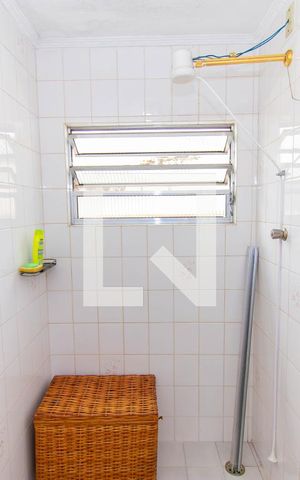 Casa à venda com 288m², 3 quartos e 2 vagas Casa à venda com 288m², 3 quartos e 2 vagasBanheiro da Suíte