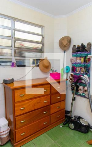 Casa à venda com 288m², 3 quartos e 2 vagas Casa à venda com 288m², 3 quartos e 2 vagasÁrea de Serviço