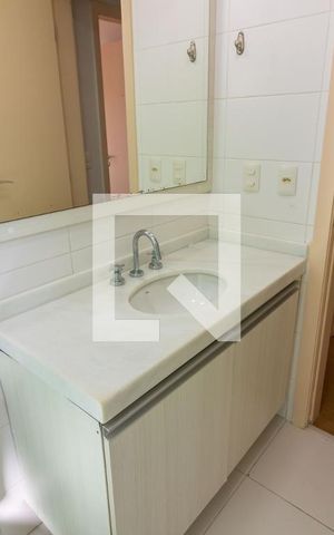 Apartamento para alugar com 99m², 3 quartos e 2 vagasBanheiro