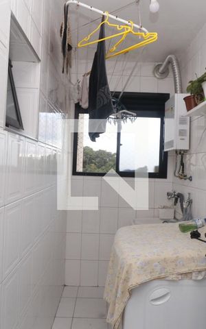 Apartamento à venda com 87m², 3 quartos e 1 vagaÁrea de Serviço