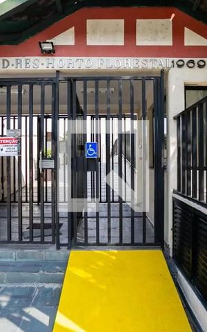 Apartamento à venda com 87m², 3 quartos e 1 vaga Apartamento à venda com 87m², 3 quartos e 1 vagaFachada