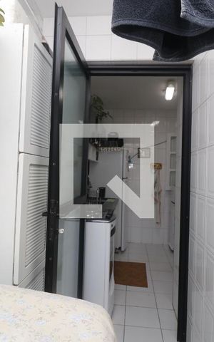 Apartamento à venda com 87m², 3 quartos e 1 vagaÁrea de Serviço