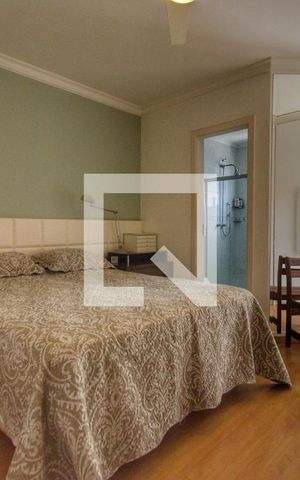 Casa de condomínio à venda com 260m², 4 quartos e 4 vagas Casa de condomínio à venda com 260m², 4 quartos e 4 vagasQuarto 1