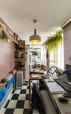 Apartamento à venda com 72m², 2 quartos e sem vagaVaranda