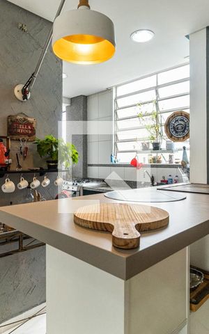 Apartamento à venda com 72m², 2 quartos e sem vagaCozinha - Bancada