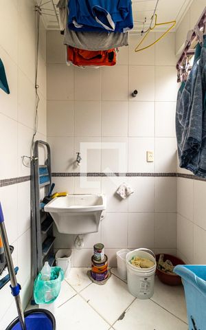 Apartamento à venda com 72m², 2 quartos e sem vagaÁrea de Serviço