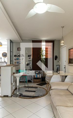 Apartamento à venda com 72m², 2 quartos e sem vagaSala