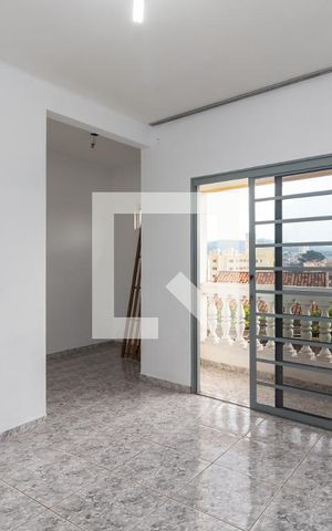 Casa à venda com 180m², 5 quartos e 3 vagas Casa à venda com 180m², 5 quartos e 3 vagasQuarto 1 - Casa 2