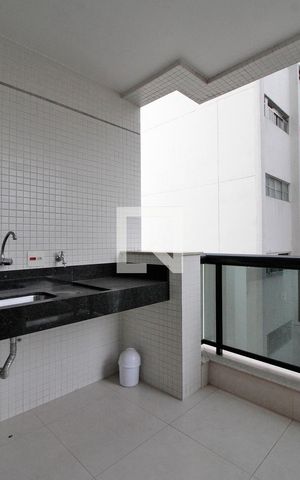 Apartamento para alugar com 38m², 1 quarto e 1 vagaVaranda
