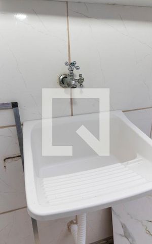 Apartamento para alugar com 60m², 2 quartos e sem vaga Apartamento para alugar com 60m², 2 quartos e sem vagaÁrea de Serviço