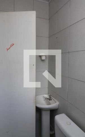 Casa para alugar com 35m², 1 quarto e sem vagaBanheiro
