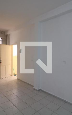 Casa para alugar com 35m², 1 quarto e sem vagaQuarto