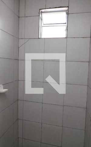 Casa para alugar com 35m², 1 quarto e sem vagaBanheiro