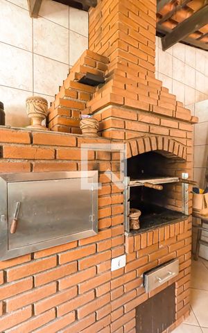 Casa para alugar com 200m², 2 quartos e 15 vagasChurrasqueira