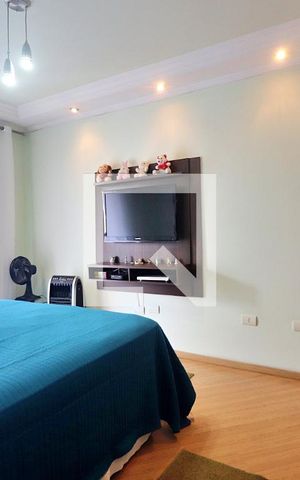 Casa à venda com 292m², 4 quartos e 5 vagasQuarto 2 - Suíte