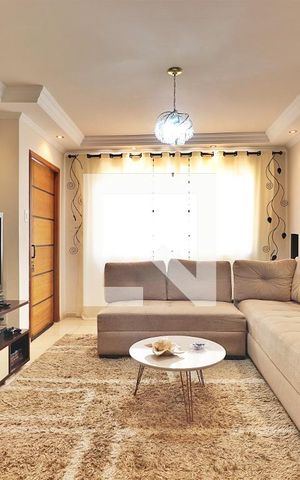 Casa à venda com 292m², 4 quartos e 5 vagasSala