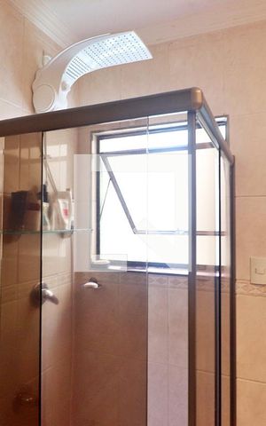 Casa à venda com 292m², 4 quartos e 5 vagasBanheiro do Quarto 2 - Suíte