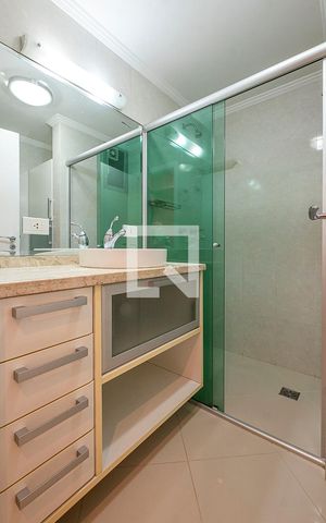 Apartamento para alugar com 130m², 3 quartos e 2 vagas Apartamento para alugar com 130m², 3 quartos e 2 vagasBanheiro