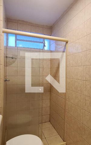 Apartamento à venda com 54m², 2 quartos e sem vaga Apartamento à venda com 54m², 2 quartos e sem vagaBanheiro