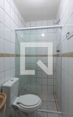 Casa para alugar com 45m², 1 quarto e sem vaga Casa para alugar com 45m², 1 quarto e sem vagaBanheiro