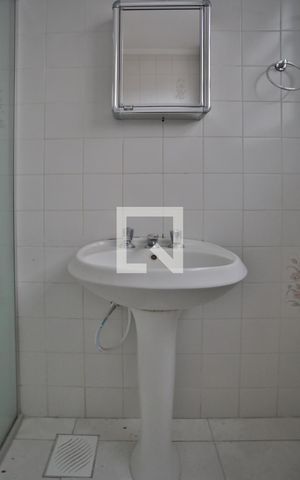 Apartamento para alugar com 65m², 2 quartos e 1 vagaBanheiro
