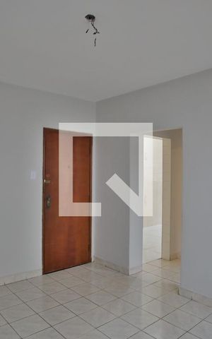 Apartamento para alugar com 65m², 2 quartos e 1 vagaSala