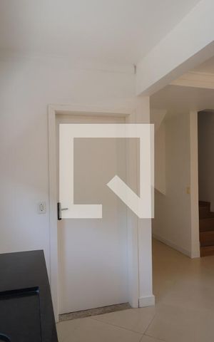 Casa de condomínio à venda com 110m², 3 quartos e 3 vagasCozinha