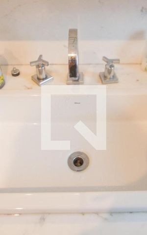 Apartamento à venda com 240m², 3 quartos e 2 vagasBanheiro da Suíte 3