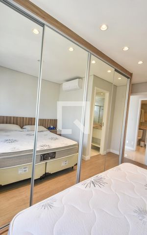 Apartamento para alugar com 77m², 2 quartos e 1 vagaSuíte 01