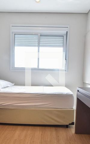 Apartamento para alugar com 77m², 2 quartos e 1 vagaQuarto 02
