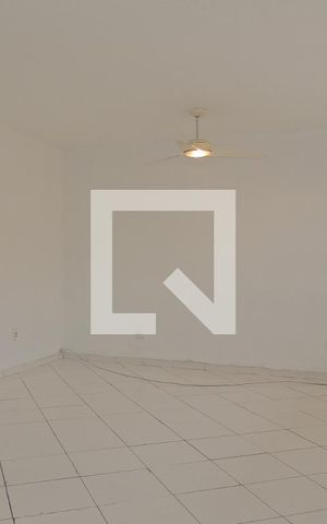 Casa à venda com 95m², 3 quartos e sem vagaSala