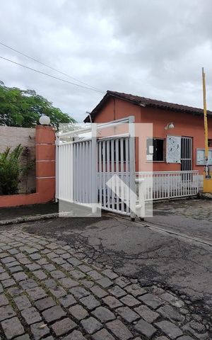 Casa à venda com 95m², 3 quartos e sem vaga Casa à venda com 95m², 3 quartos e sem vagaFachada condmínio