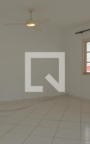 Casa à venda com 95m², 3 quartos e sem vagaSala