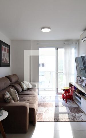 Apartamento à venda com 102m², 3 quartos e 2 vagasSala